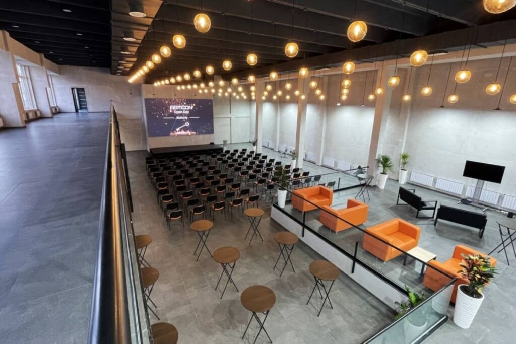 Megapolis Hall