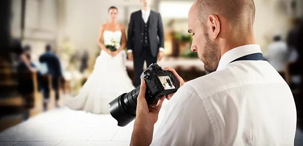 Как выбрать свадебного фотографа и не пожалеть: 12 критериев, ошибки и реальные цены